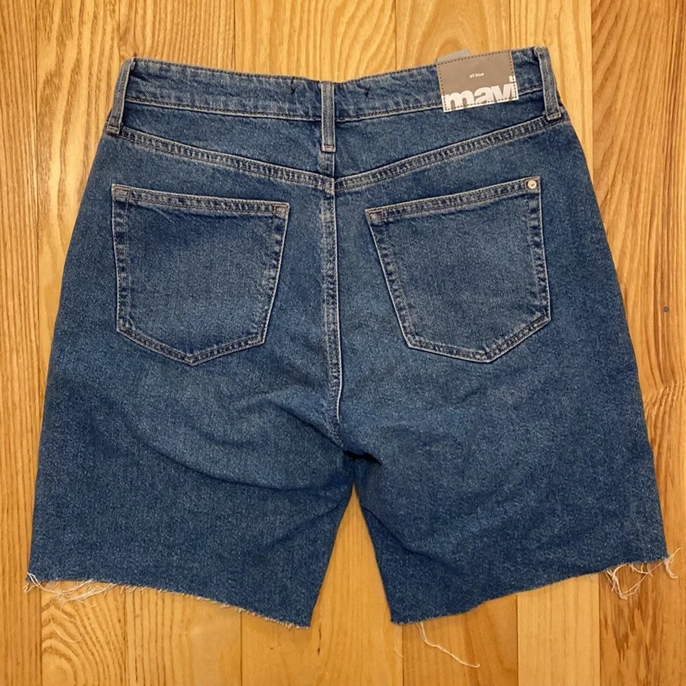 Mavi Gina Jean Shorts - Picture 5 of 5